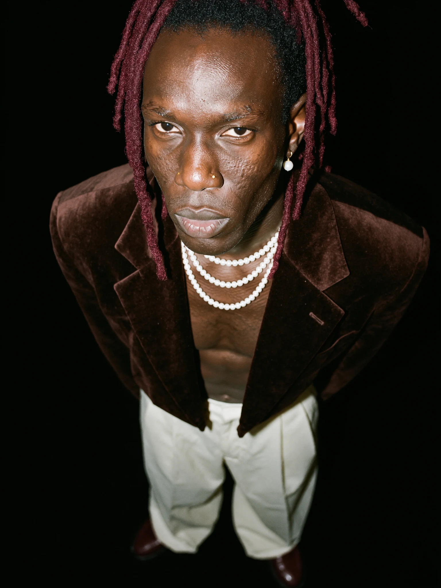 Issa en plongée, perles